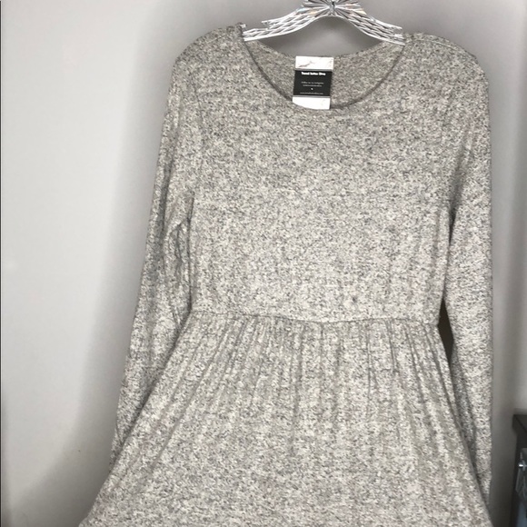 GREY BRUSHED HACCI TIERED POCKET DRESS - Picture 7 of 11